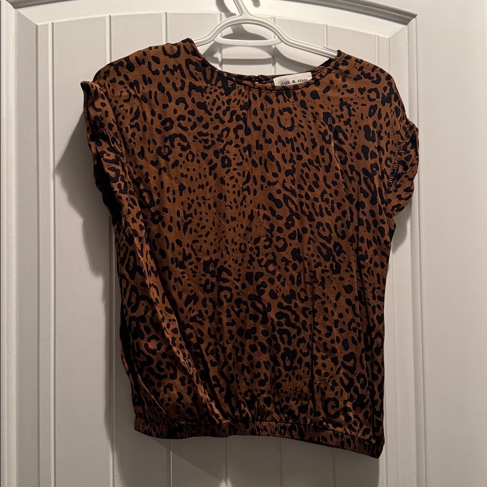 Cloth & Stone Brown and Black Animal Print Blouse